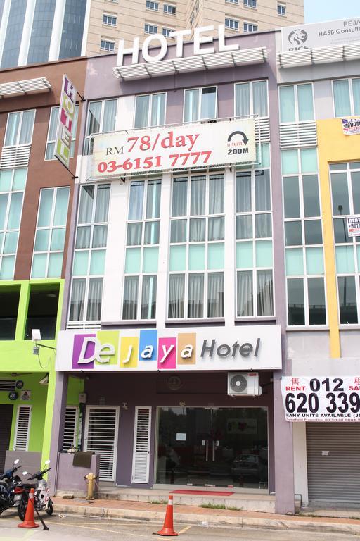 De Jaya Hotel Petaling Dzsaja Kültér fotó