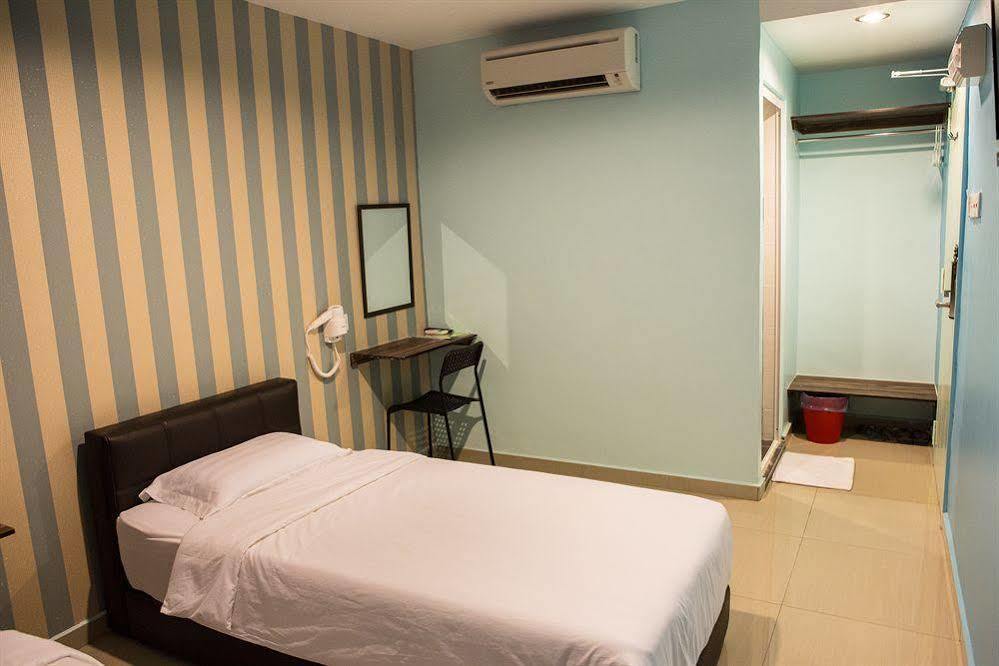 De Jaya Hotel Petaling Dzsaja Kültér fotó