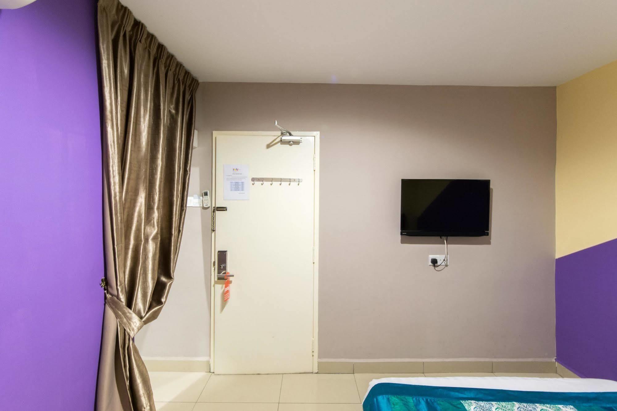 De Jaya Hotel Petaling Dzsaja Kültér fotó