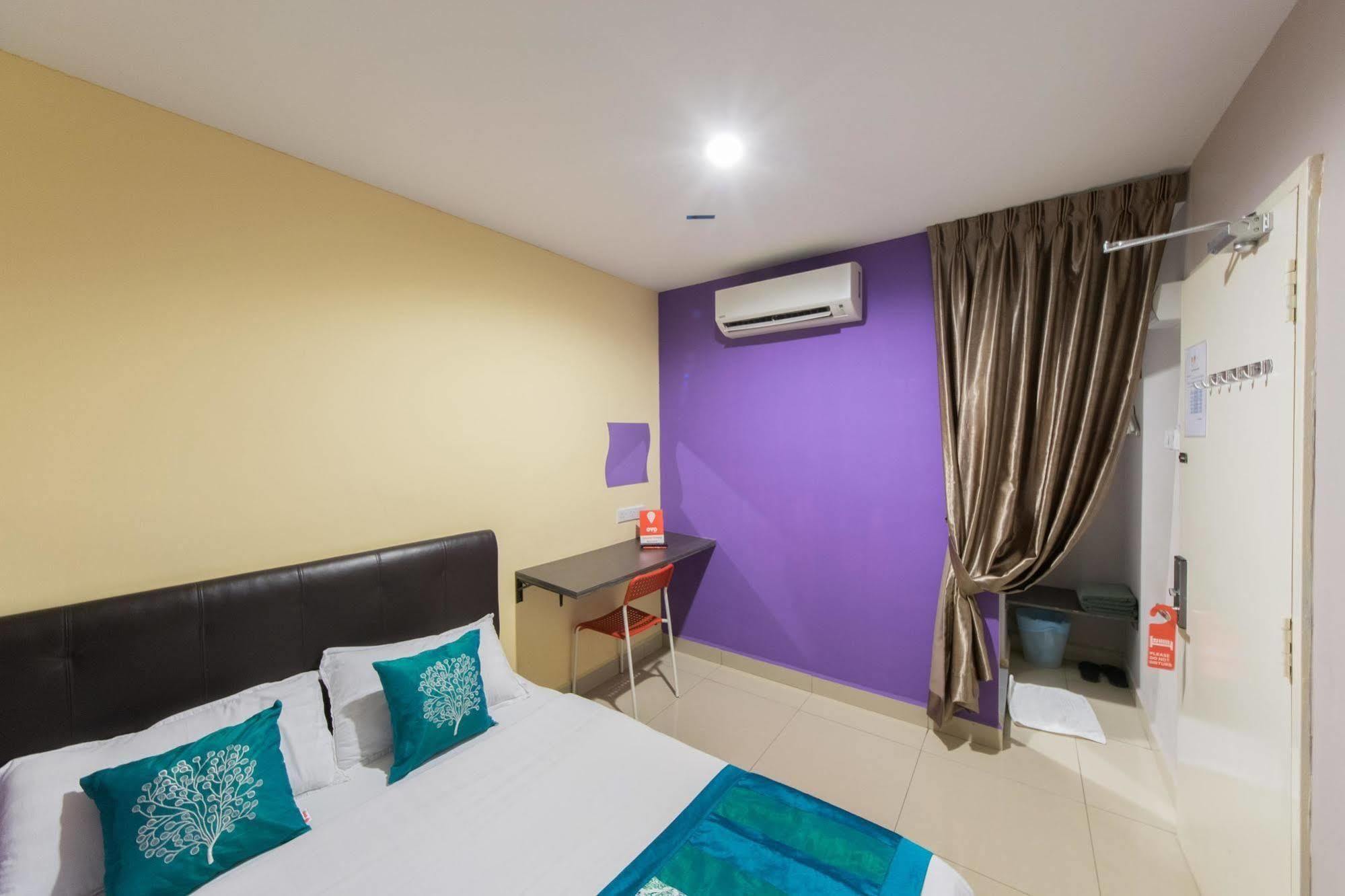 De Jaya Hotel Petaling Dzsaja Kültér fotó