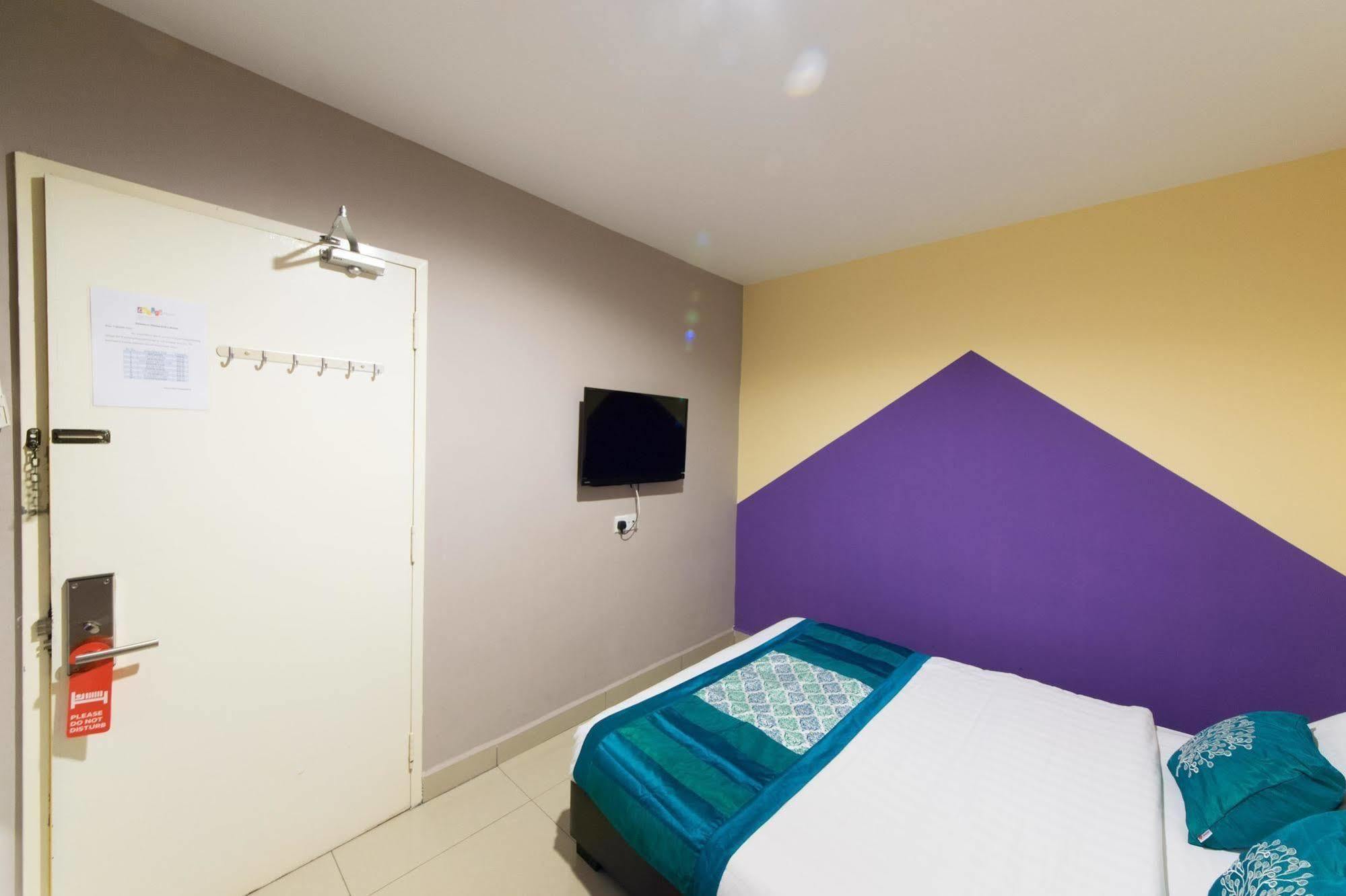 De Jaya Hotel Petaling Dzsaja Kültér fotó