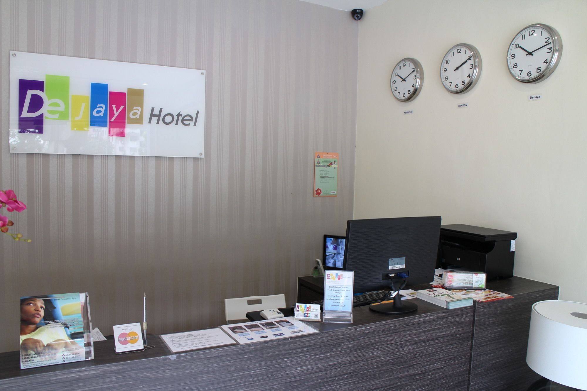 De Jaya Hotel Petaling Dzsaja Kültér fotó